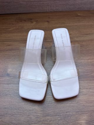 Zapatos transparentes