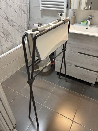 Bañera Stokke Flexi Bath con patas y hamaca