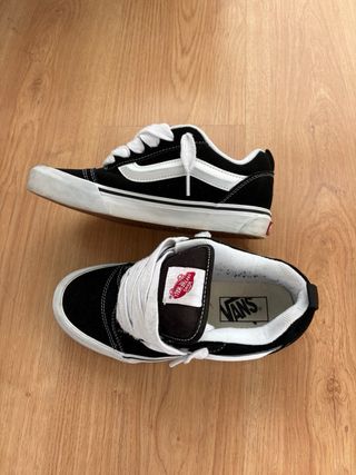 Zapatillas Vans Knu Skool Mujer Negras
