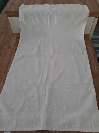 Set asciugamani in puro cotone.  Nuovo