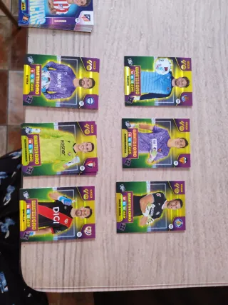 Guantes de Oro Adrenalyn 2025/2026