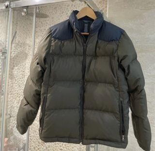 Plumífero Ralph Lauren Verde Oliva y azul oscuro.