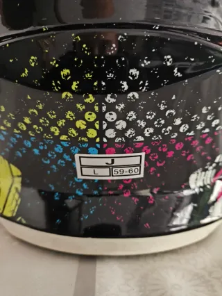 Casco de moto KTM con gafas