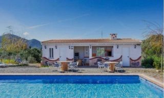 ALQUILER DE VILLA !!!