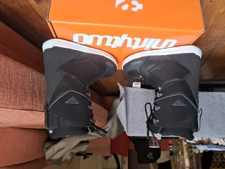 Botas Snow ThirtyTwo Lashed 2025