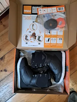 Botas Snow ThirtyTwo Lashed 2025