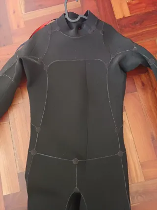 Traje de neopreno OLAIAN