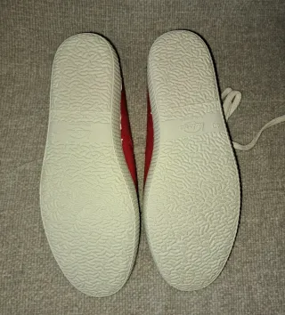 Zapatillas Victoria Loneta Rojas Nuevas
