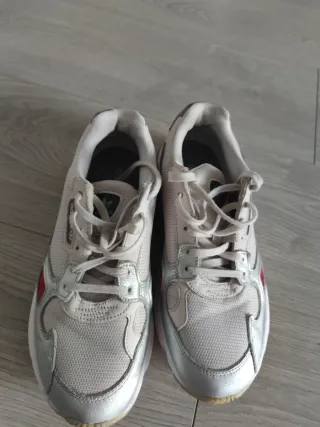Zapatillas Adidas  falcon plateadas, talla38 2/3