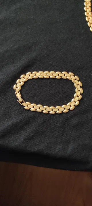 Conjunto Collar, Pulsera y Pendientes Corazón