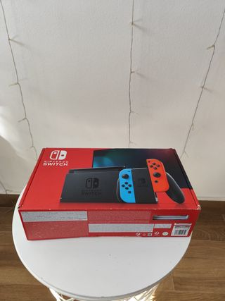 Nintendo Switch + Animal Crossing + funda oficial