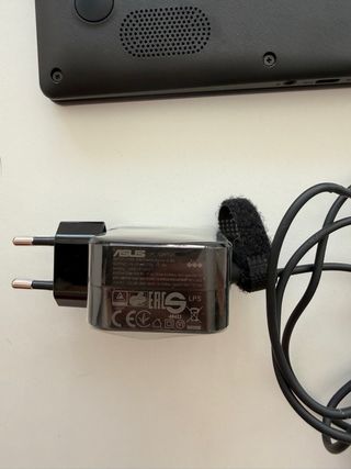 Asus Azul Marino ASUS E410 Laptop / VivoBook