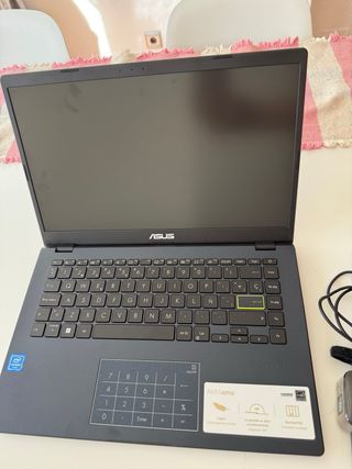 Asus Azul Marino ASUS E410 Laptop / VivoBook
