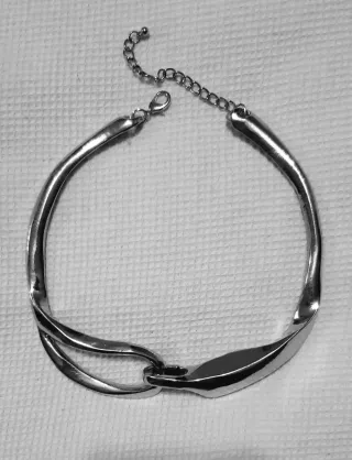 Collar gargantilla plateado
