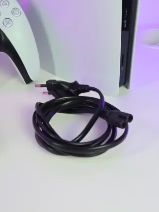 PS5 Slim Digital 1TB + mando Playstation original