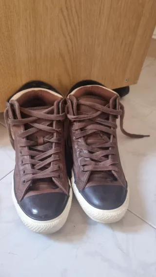 Zapatillas altas de cuero marrones