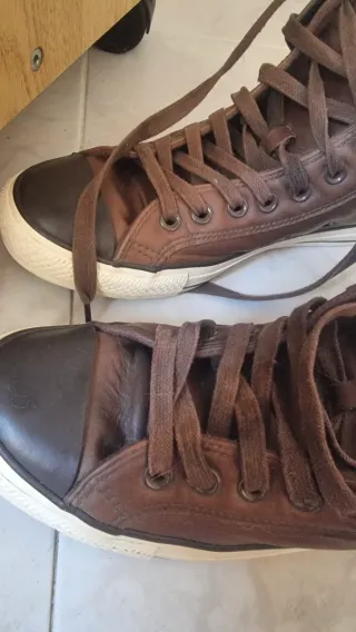 Zapatillas altas de cuero marrones