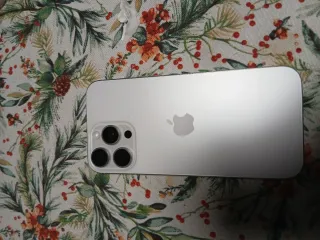 iPhone 16 Pro Max Plata, Como Nuevo