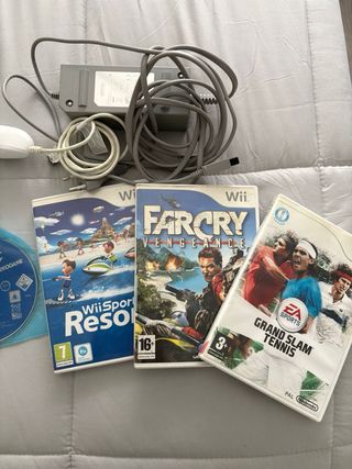 Consola Nintendo Wii + Juegos y Accesorios