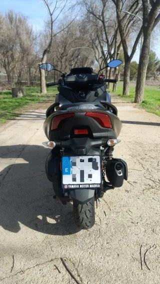 Yamaha Tricity 300 Gris