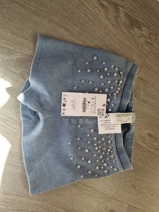 Pantalón Zara con brillantes Talla S