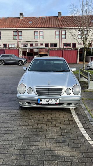 Mercedes-Benz E 240 2000