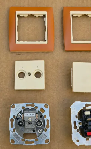 Mecanismos Simón 82 (Interruptores)