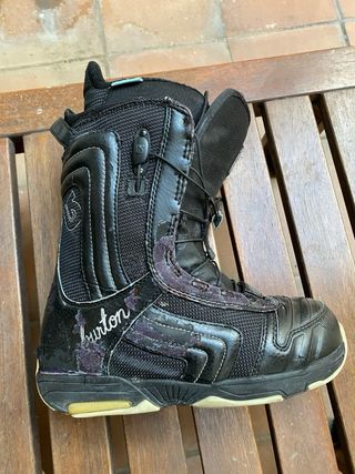 Botas BURTON de Snowboard Negras Mujer flexibles.