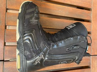 Botas BURTON de Snowboard Negras Mujer flexibles.