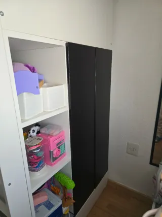 Cama alta Ikea con escritorio y armario