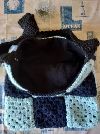 Borsetta uncinetto quadretti blu e azzurro