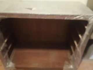 Cómoda de madera con 3 cajones