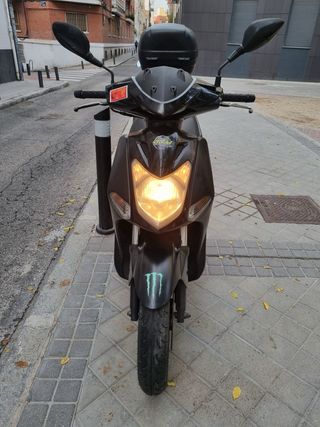 Kymco Agility City 125 - Scooter Automática