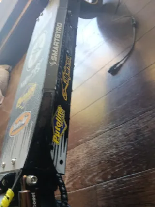 Patinete Eléctrico Smartgyro. Comprado Di.2025.DGT