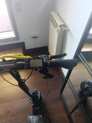 Patinete Eléctrico Smartgyro. Comprado Di.2025.DGT