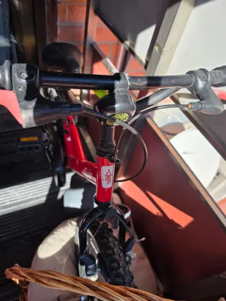 Bicicleta Infantil Btwin Roja