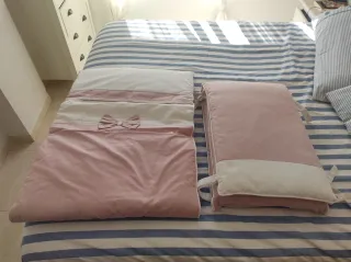 Chichonera, funda cambiador y edredón cuna bebé