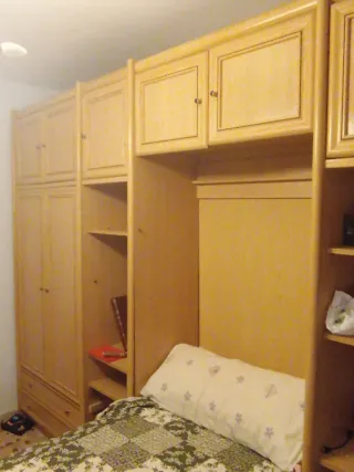 Dormitorio juvenil madera, buen estado