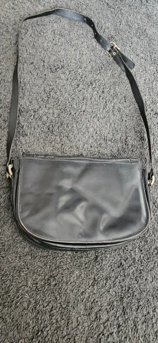 Bolso Cartier Negro Piel
