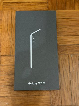 Samsung Galaxy S25 FE scatola
