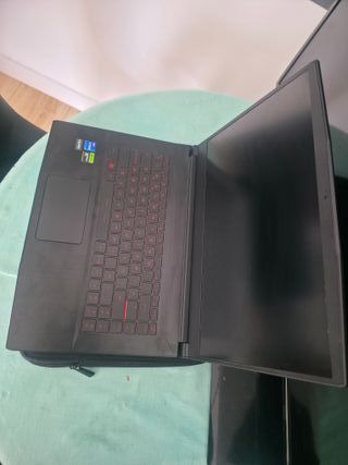 MSI Gaming Laptop RTX 4050 16GB RAM
