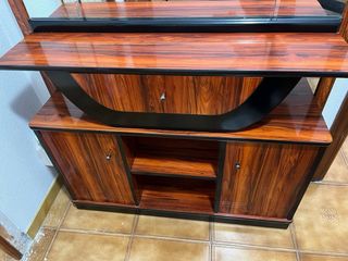 Mueble recibidor con espejo