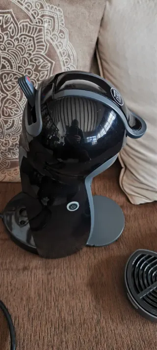 Cafetera Nescafé Dolce Gusto Negra