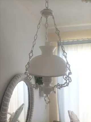 Lámpara quinqué vintage metal y cristal