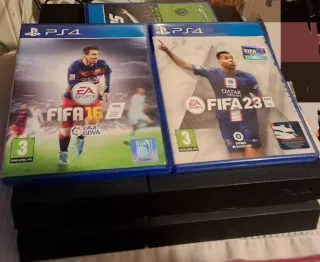 PS4 (PlayStation 4) Negra + 2 Juegos FIFA