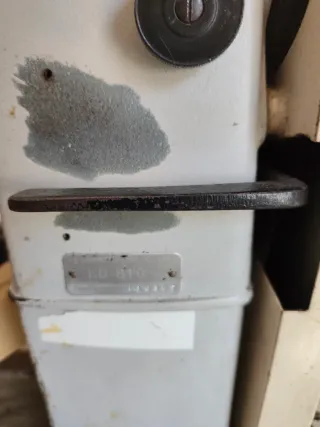 Máquina de coser industrial RECH con todo + silla