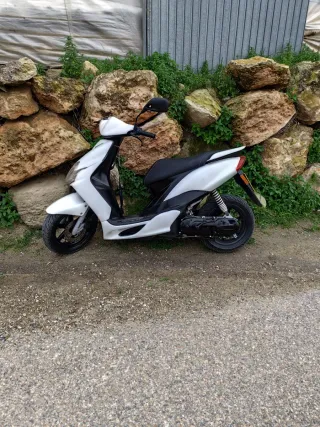 Yamaha Jog RR