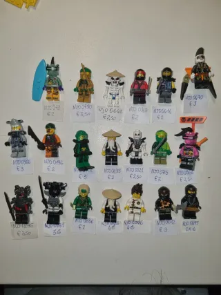 Lego sfuso misto 1kg+20 ninjago