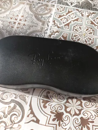 Occhiali da sole Ray-Ban oro e verdi