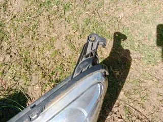 Faro Izquierdo Peugeot 207